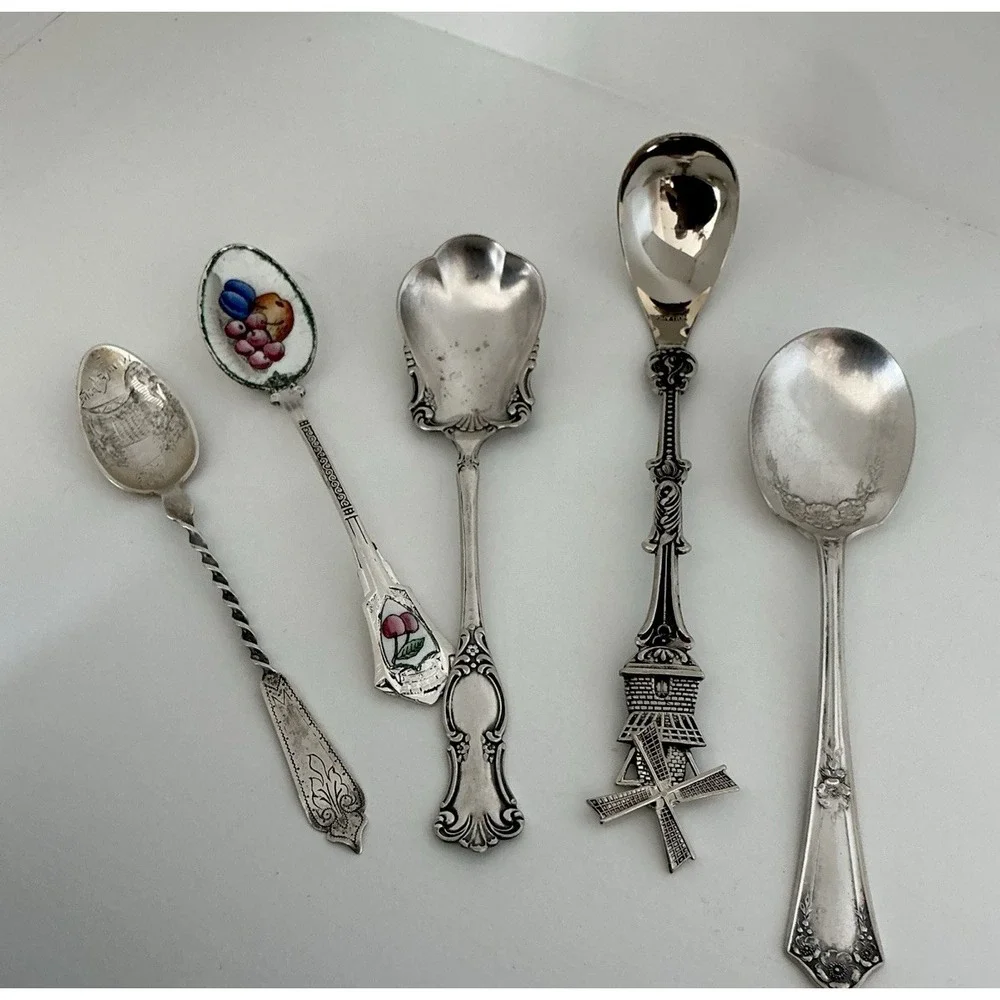 Lot of 5 Vintage Spoons Souvenir Mixed Metals Silver Tone Collectible Spoons